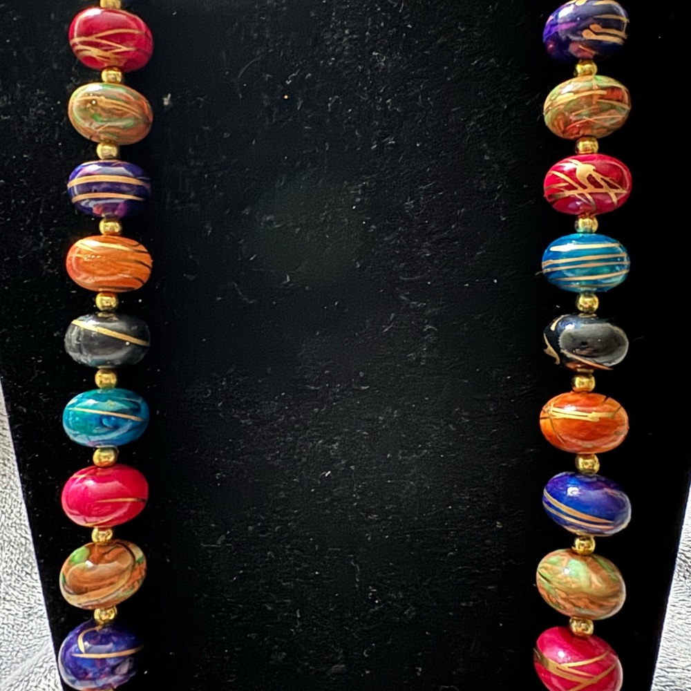 Colorful Beaded Necklace - Picture 2 of 3